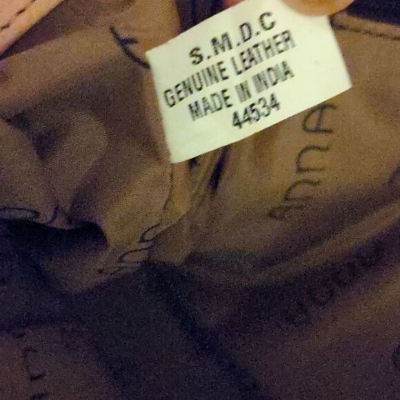 Anna by Anucshka Birds In Blush Hand-Painted Hobo Bag‎ - Picture 8 of 13